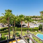 Modern 3 Bdrm With Sea Views & Pool Newly Renovated