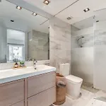 Modern 3 Bdrm With Sea Views & Pool Newly Renovated