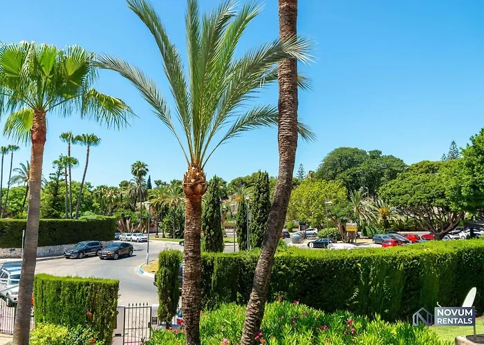 Modern 3 Bdrm With Sea Views & Pool Newly Renovated